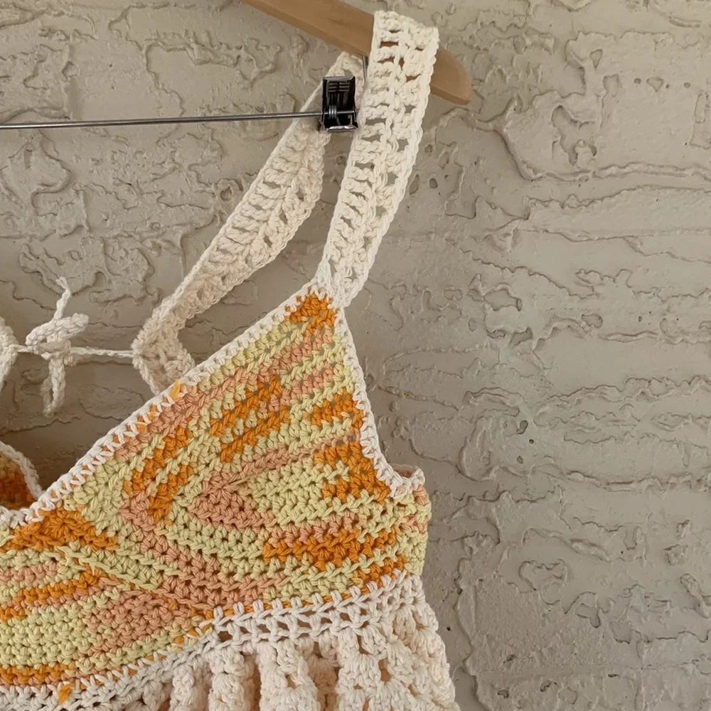 SIZE L/XL Handmade Crochet Crop Top - Picture 2 of 9